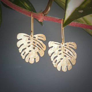 'Mini Tropic' Hammered Brass Monstera Earrings